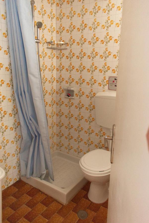 Margaret House Villa Isterni  Eksteriør billede
