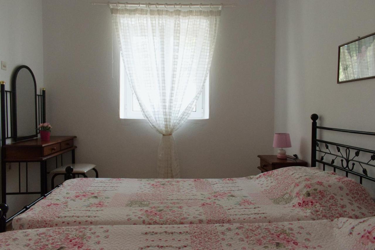 Margaret House Villa Isterni  Eksteriør billede